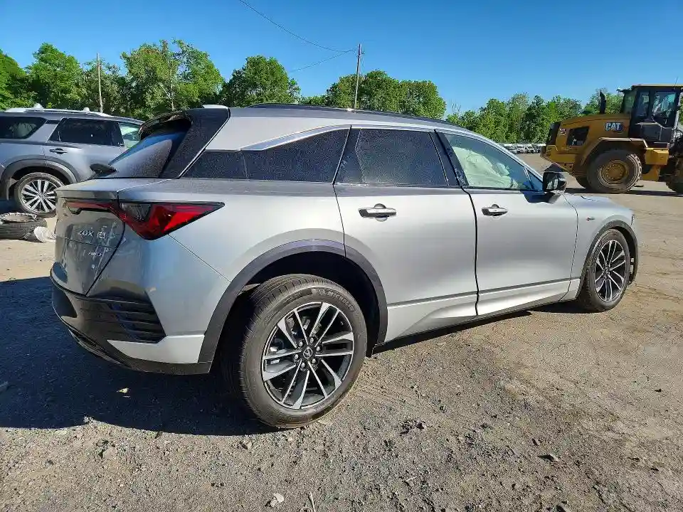 4W5KHNRL2RZ518845 2024 ACURA ZDX-2