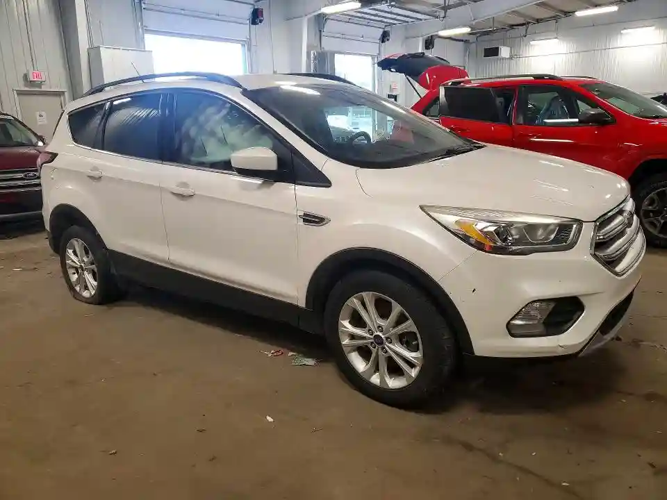 1FMCU9HD2JUB98907 2018 FORD ESCAPE-3