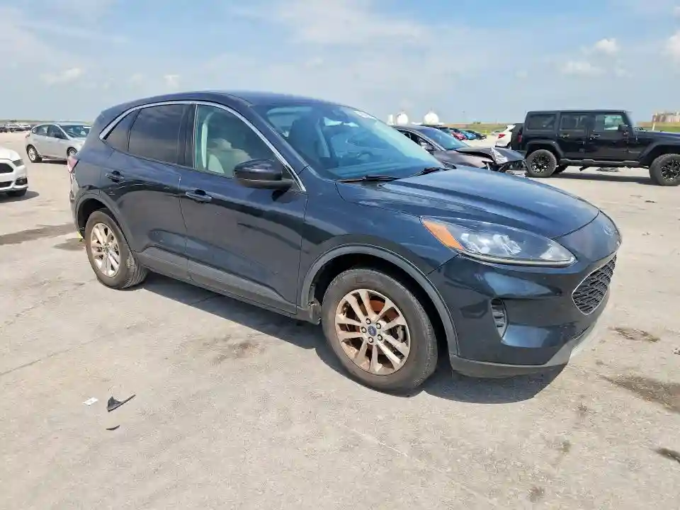1FMCU0G68NUB22001 2022 FORD ESCAPE-3
