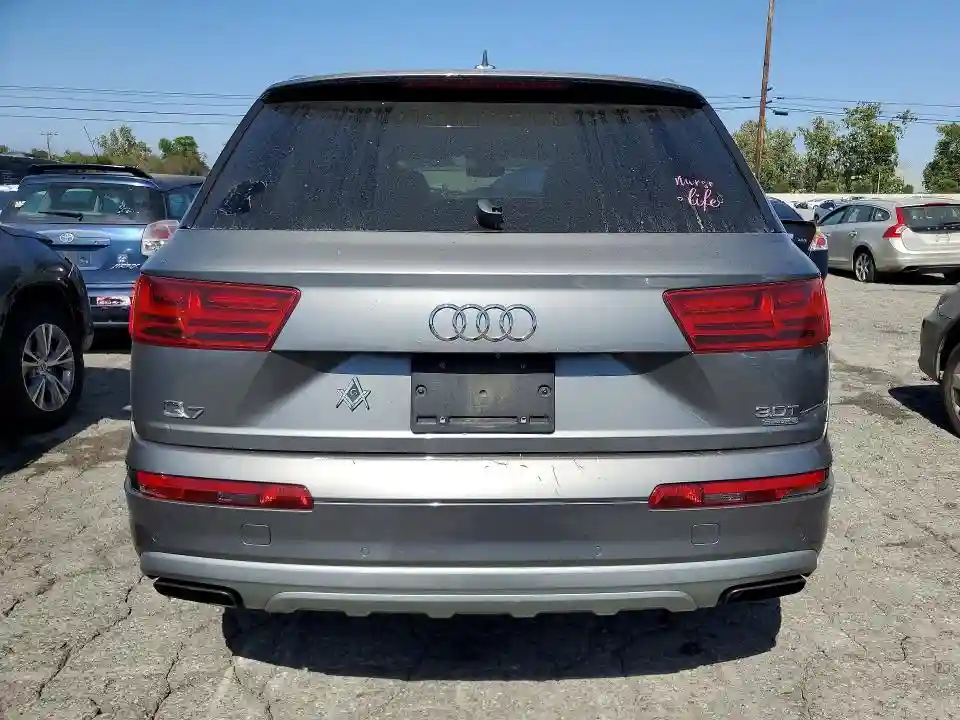 WA1VAAF76HD007837 2017 AUDI Q7-5