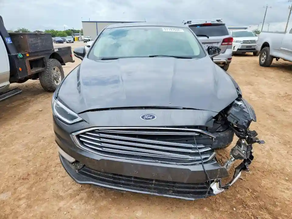 3FA6P0D97JR138205 2018 FORD FUSION-4