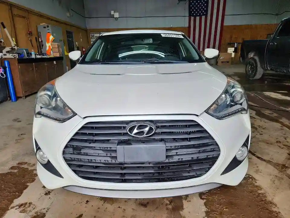 KMHTC6AE6DU084823 2013 HYUNDAI VELOSTER-4