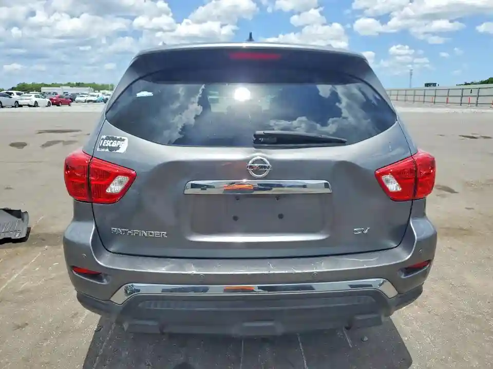 5N1DR2MN6JC606021 2018 NISSAN PATHFINDER-5