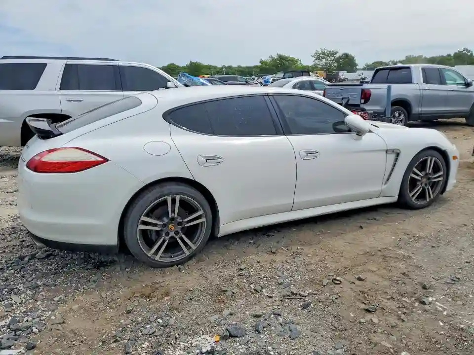 WP0AA2A78DL016816 2013 PORSCHE PANAMERA-2