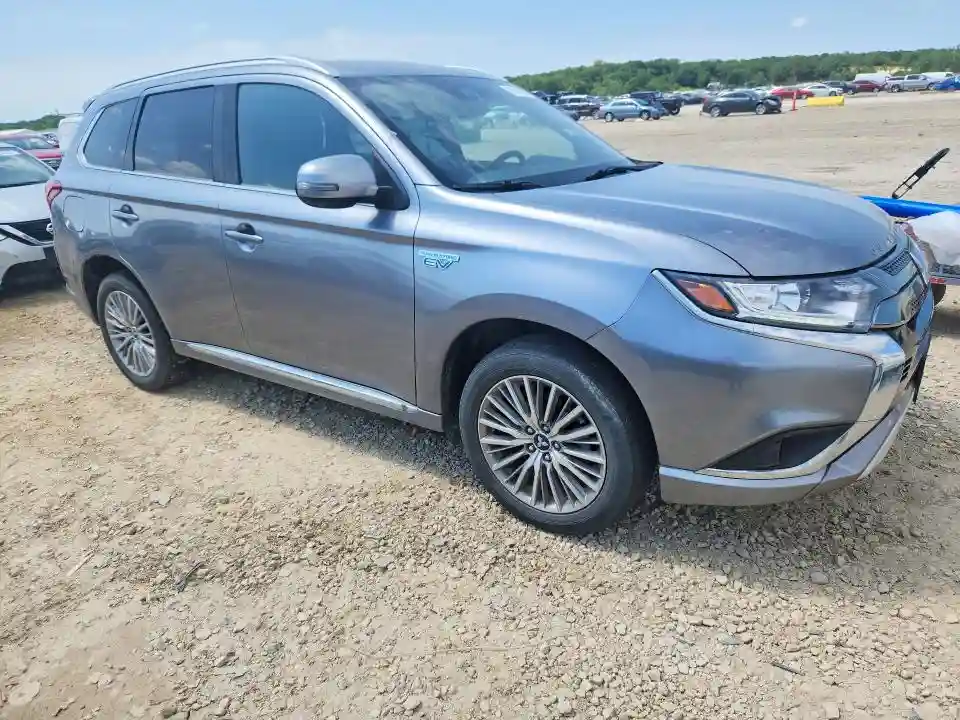 JA4J24A52LZ009356 2020 MITSUBISHI OUTLANDER-3