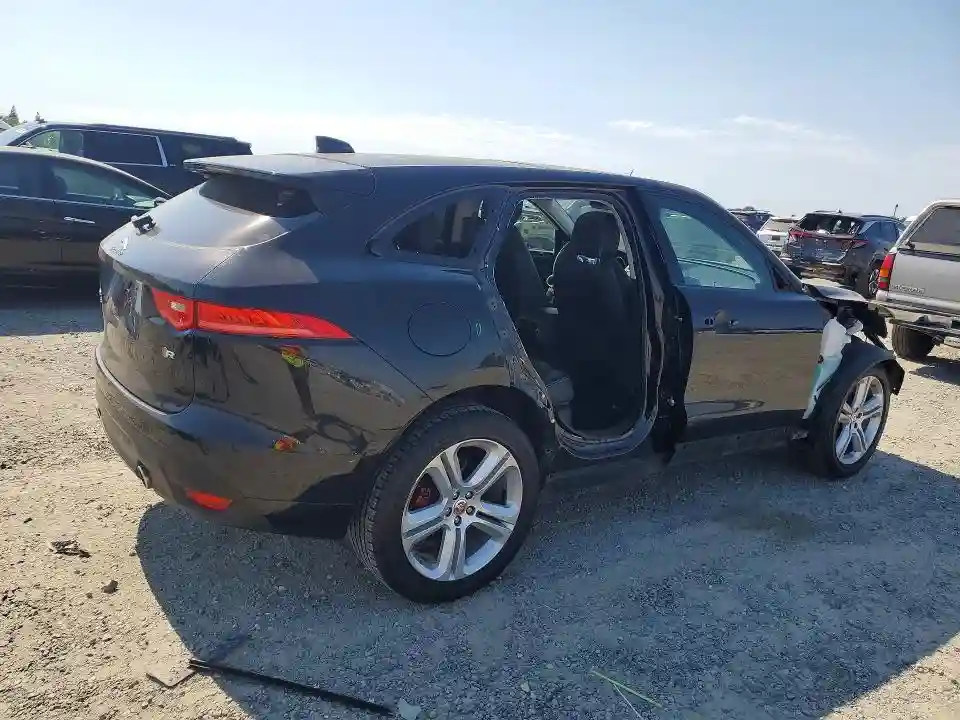 SADCL2BV2HA061479 2017 JAGUAR F-PACE-2