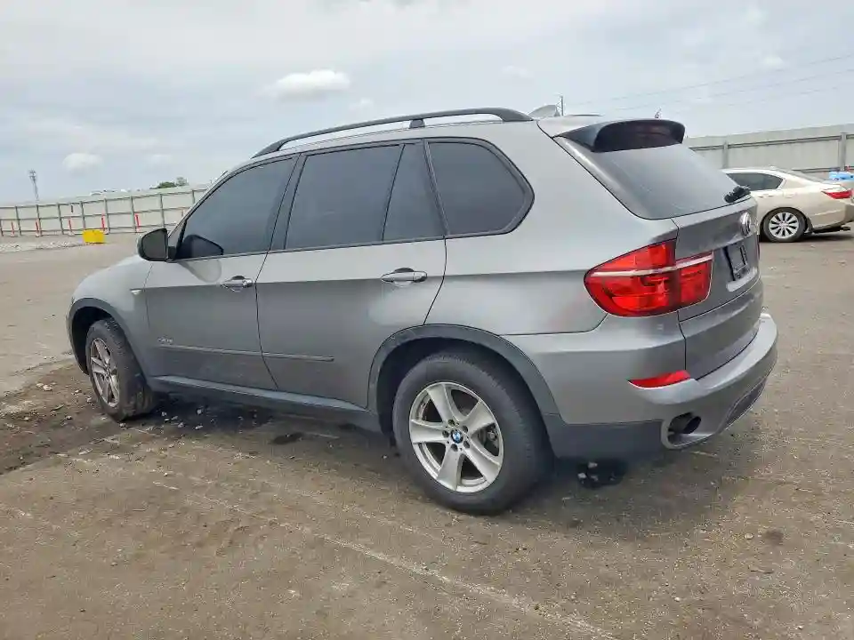5UXZV4C58D0B03083 2013 BMW X5-1