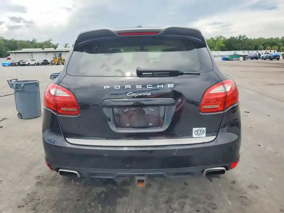 WP1AA2A29ELA07305 2014 PORSCHE CAYENNE-5