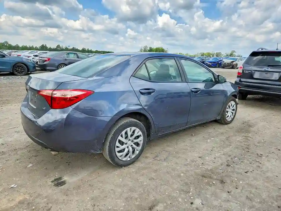 2T1BURHE8JC982109 2018 TOYOTA COROLLA-2