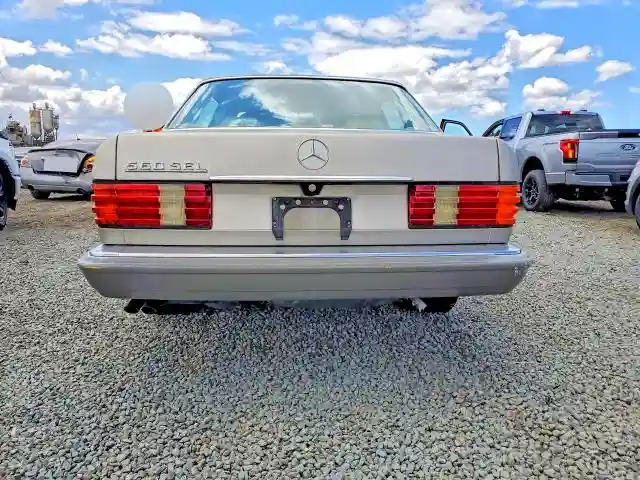 WDBCA35EXKA466479 1989 MERCEDES-BENZ S-CLASS-5