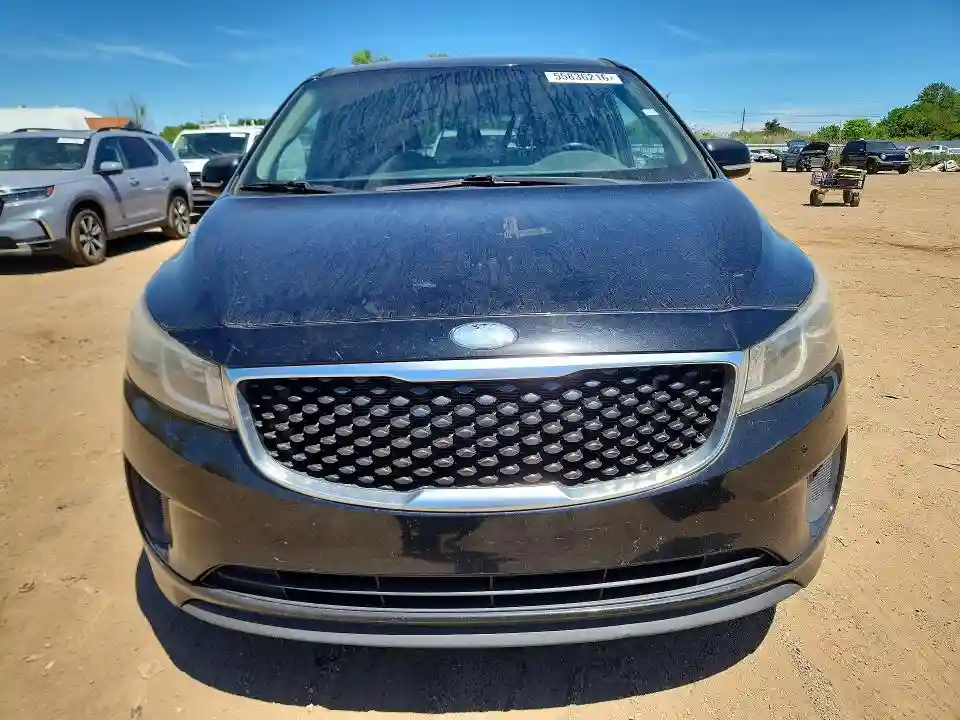 KNDMB5C1XF6068826 2015 KIA SEDONA-4