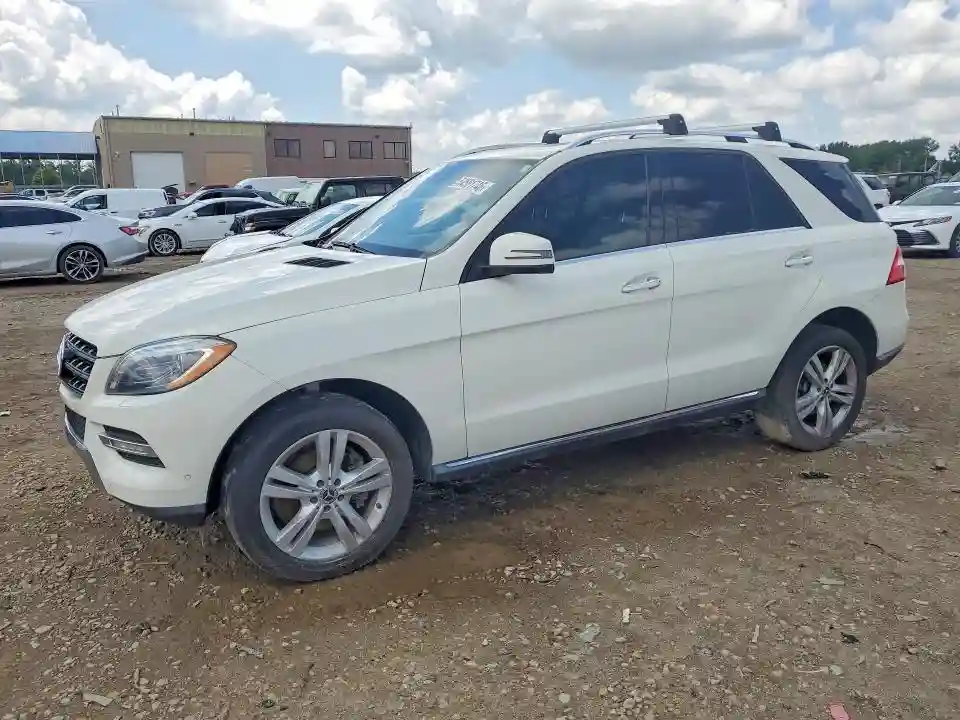 4JGDA2EBXDA156112 2013 MERCEDES-BENZ M-CLASS-0