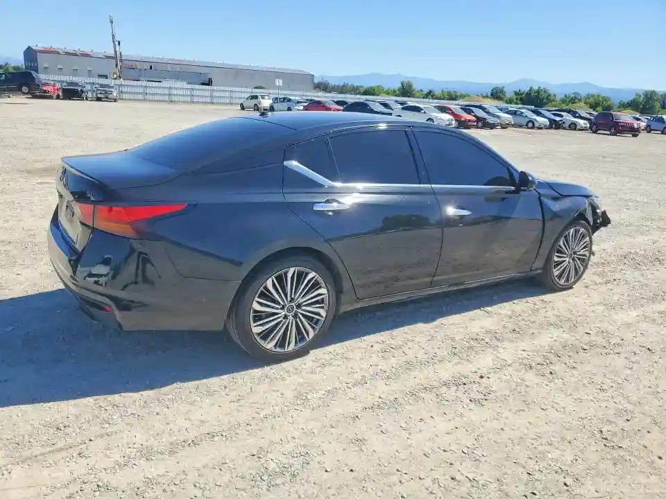 1N4BL4EV1PN398804 2023 NISSAN ALTIMA-2