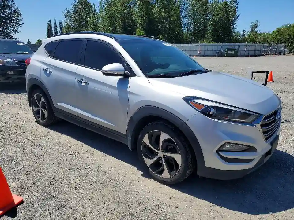 KM8J3CA22GU118899 2016 HYUNDAI TUCSON-3