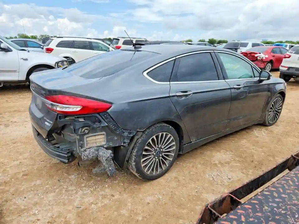 3FA6P0D97JR138205 2018 FORD FUSION-2
