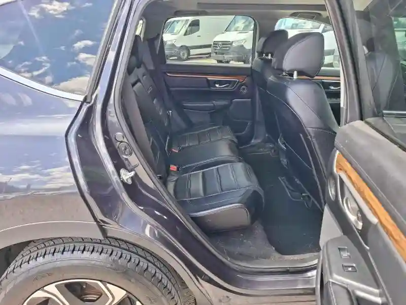 2HKRW2H9XHH136588 2017 HONDA CRV-5