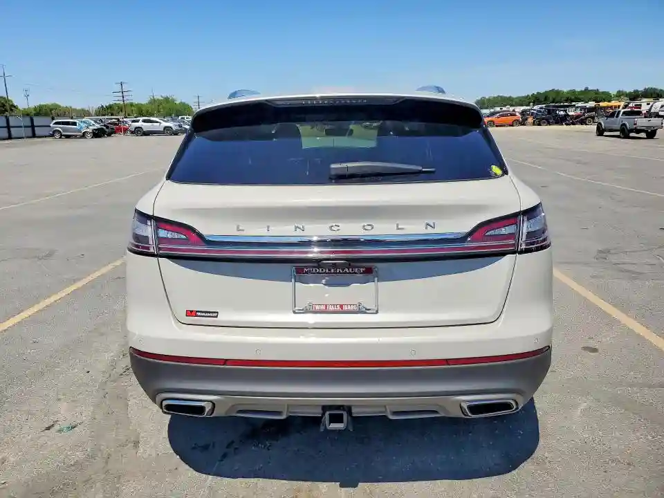 2LMPJ8KP5PBL23246 2023 LINCOLN NAUTILUS-5