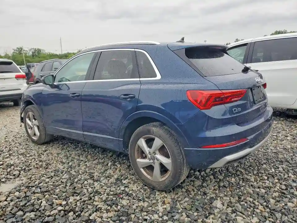 WA1BECF31L1113882 2020 AUDI Q3-1