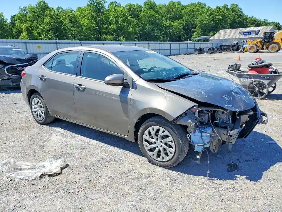 2T1BURHE2HC892657 2017 TOYOTA COROLLA-3