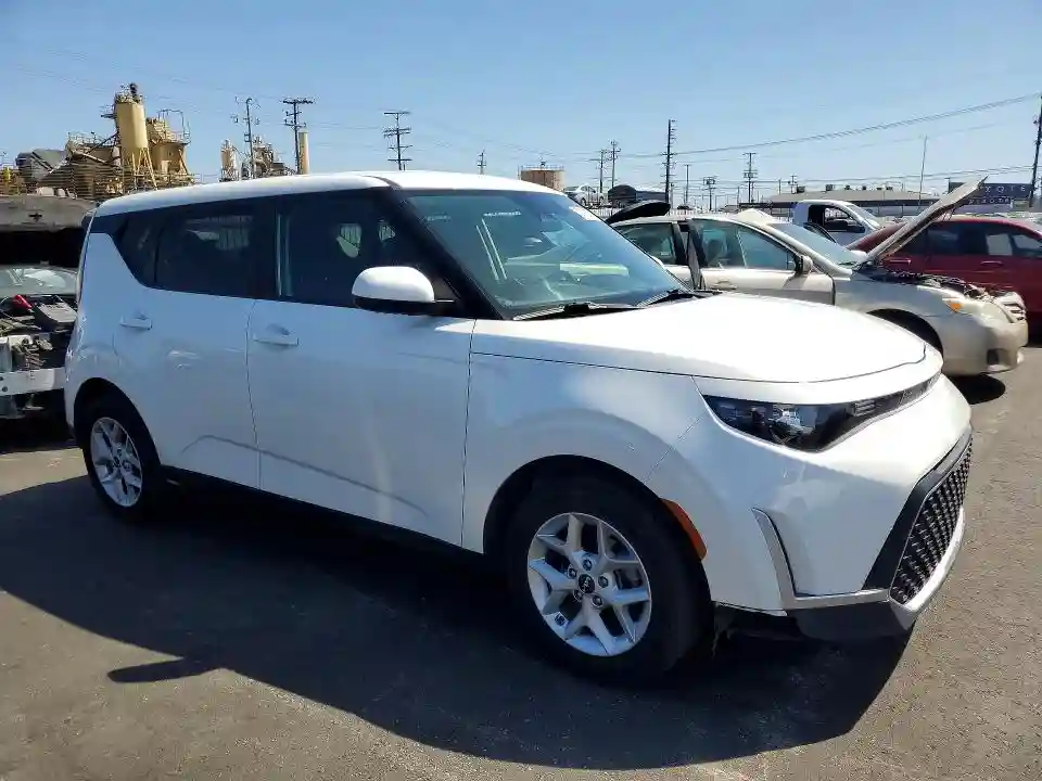KNDJ23AU9P7851474 2023 KIA SOUL-3