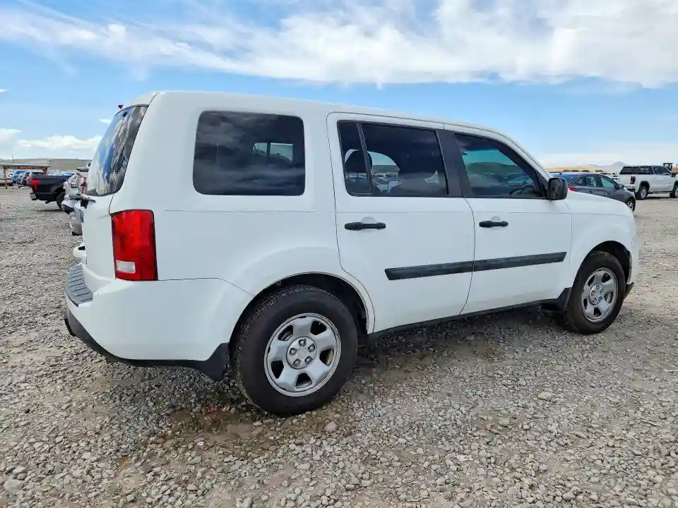 5FNYF3H28FB020855 2015 HONDA PILOT-2