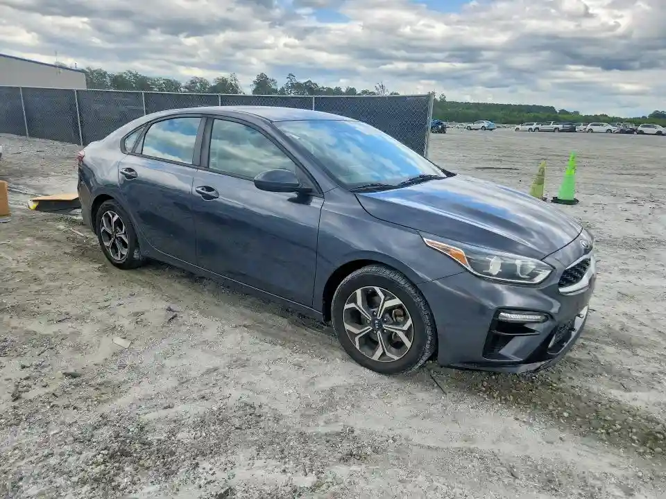 3KPF24AD6KE014038 2019 KIA FORTE LXS-3