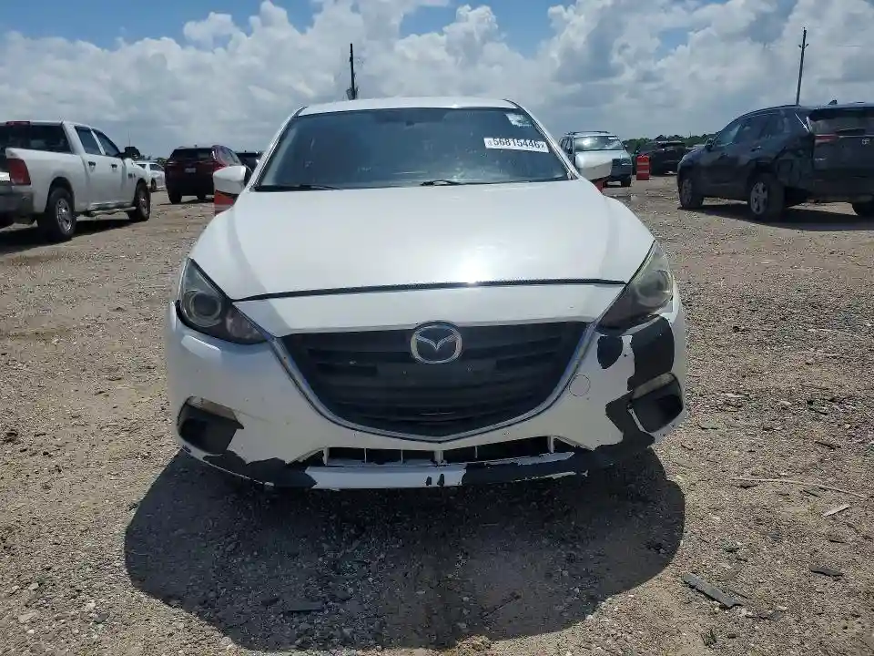 JM1BM1U73G1294105 2016 MAZDA 3-4