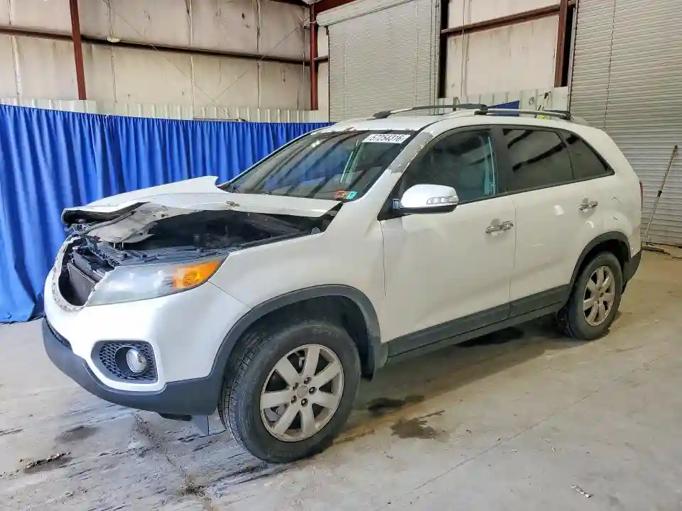 5XYKT4A28DG420645 2013 KIA SORENTO-0
