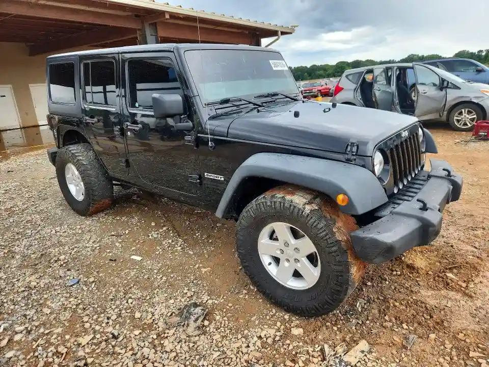 1C4BJWDG9JL910813 2018 JEEP WRANGLER-3