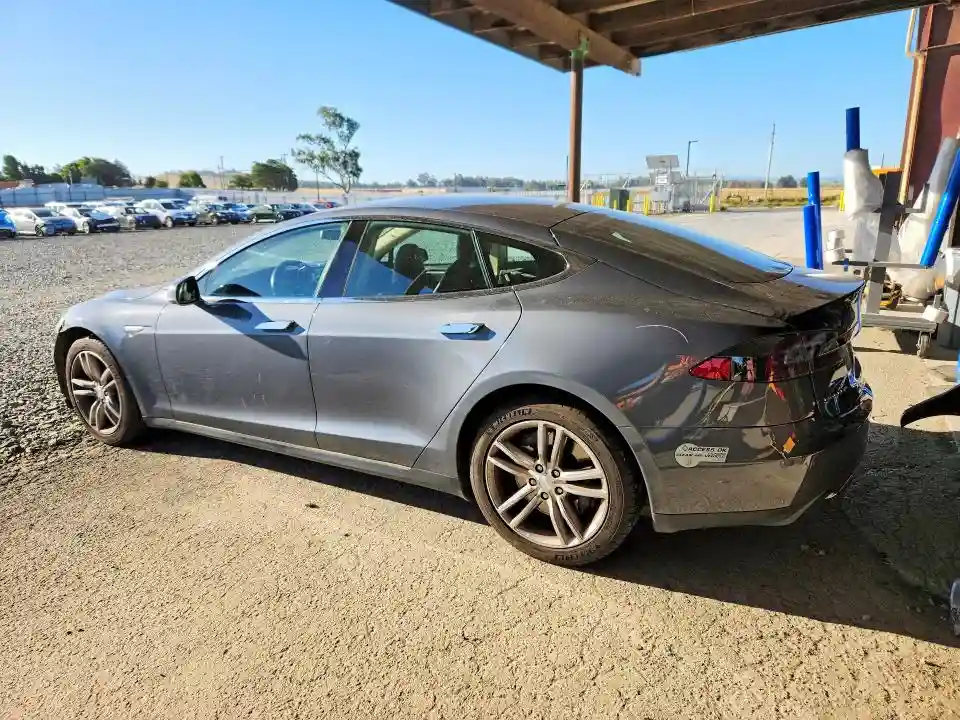 5YJSA1CG6DFP17255 2013 TESLA MODEL S-1