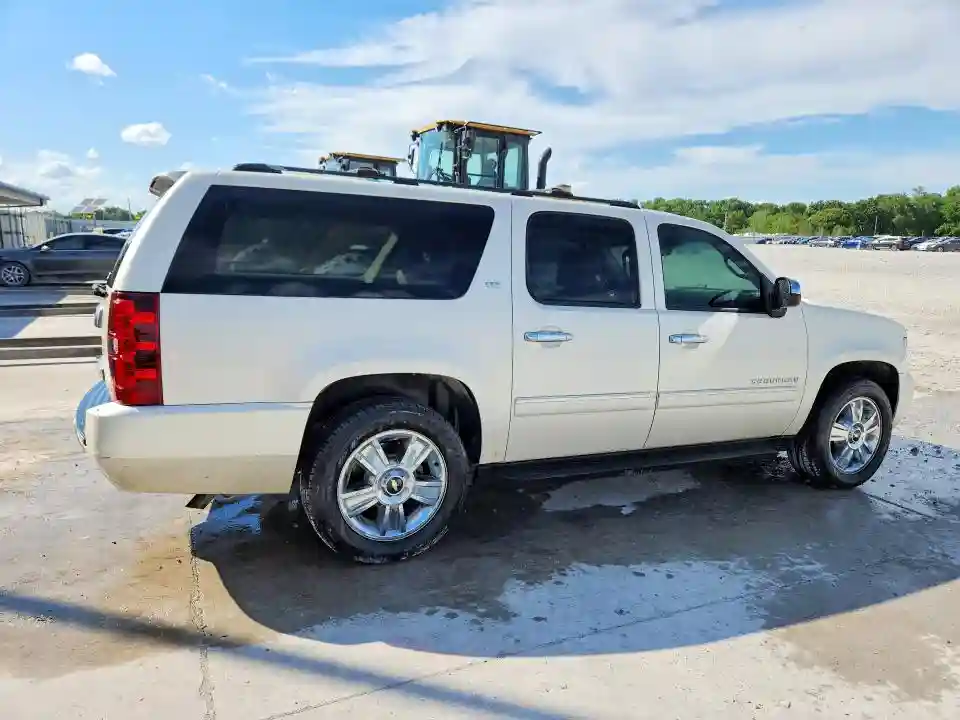 1GNUKKE3XAR159915 2010 CHEVROLET SUBURBAN-2