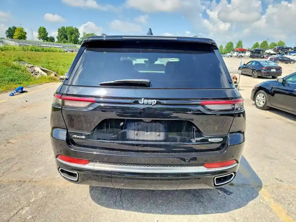1C4RJHEG8PC586707 2023 JEEP GRAND CHEROKEE-5