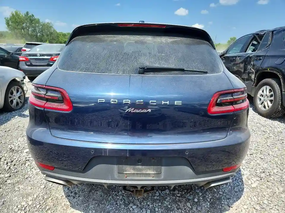 WP1AA2A5XJLB16084 2018 PORSCHE MACAN-5