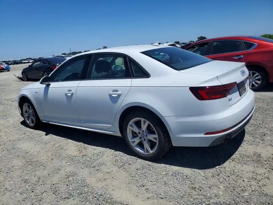 WAUDNAF46JA223042 2018 AUDI A4-1
