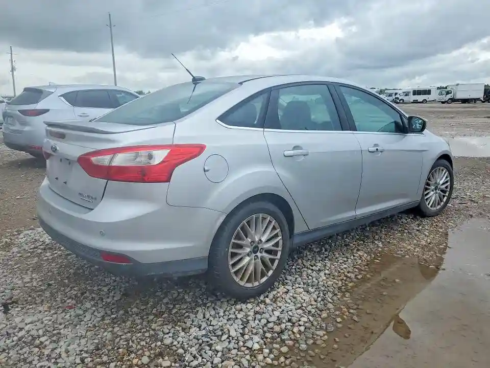 1FADP3J20DL345814 2013 FORD FOCUS-2