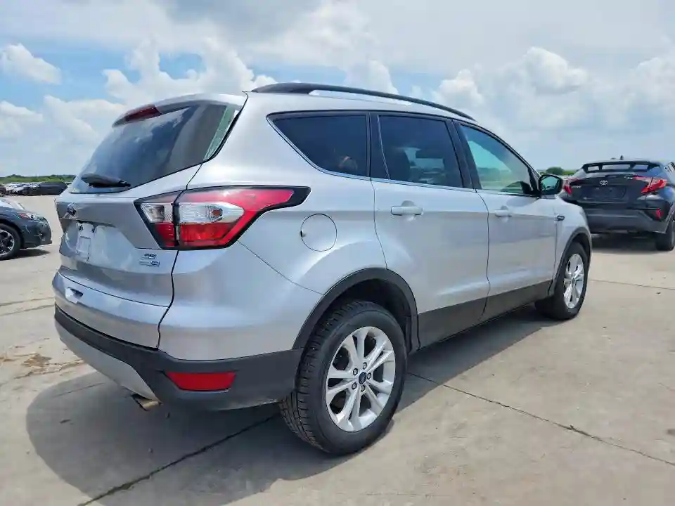 1FMCU9GD7JUA72821 2018 FORD ESCAPE-2
