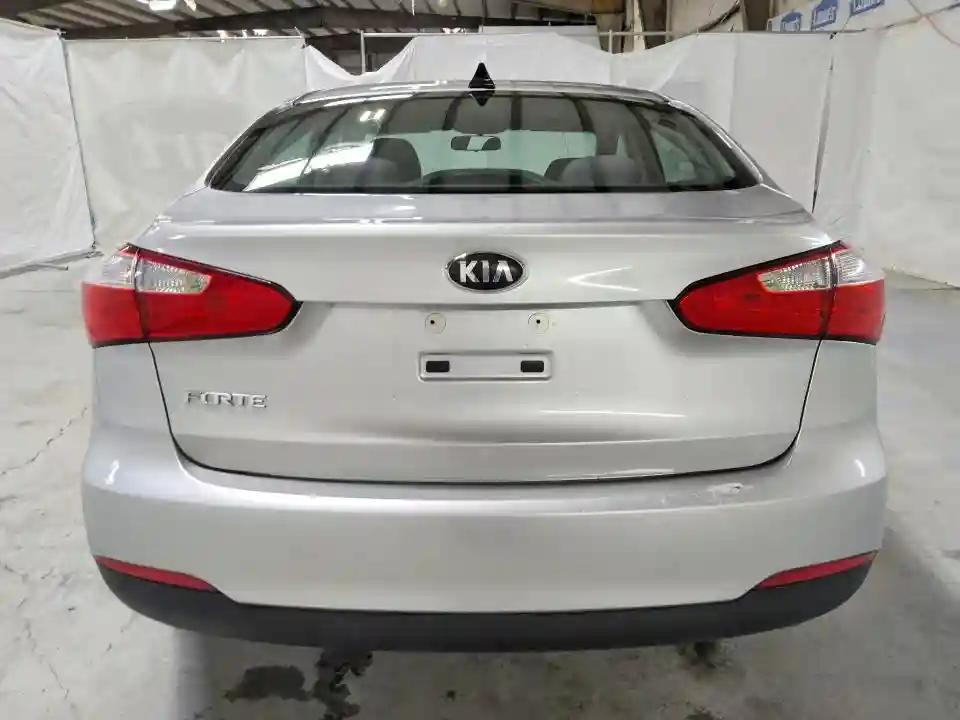 KNAFX4A62F5263129 2015 KIA FORTE-5