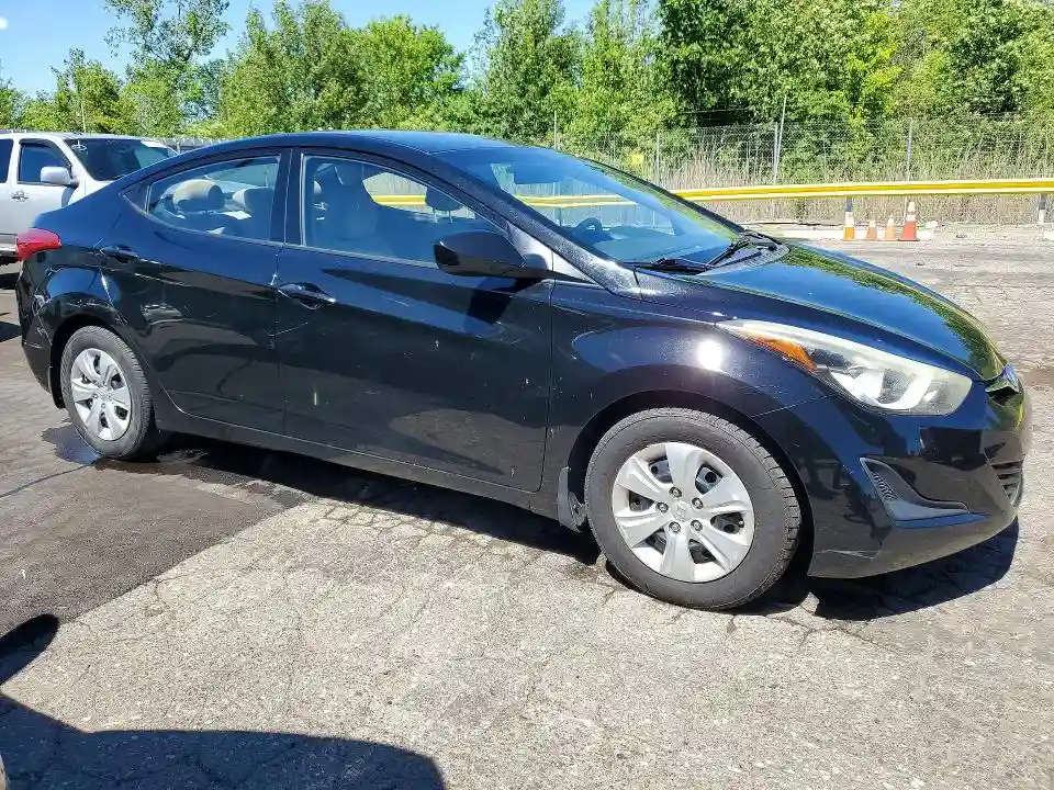 5NPDH4AE0GH706460 2016 HYUNDAI ELANTRA-3
