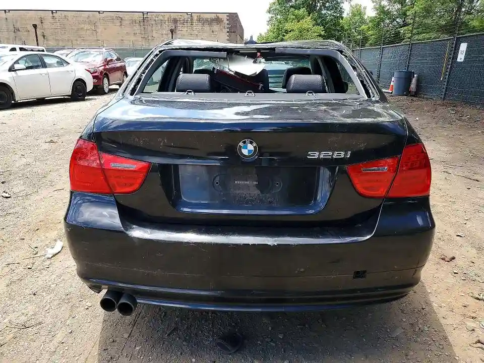 WBAPK7G54BNN86367 2011 BMW 3 SERIES-5