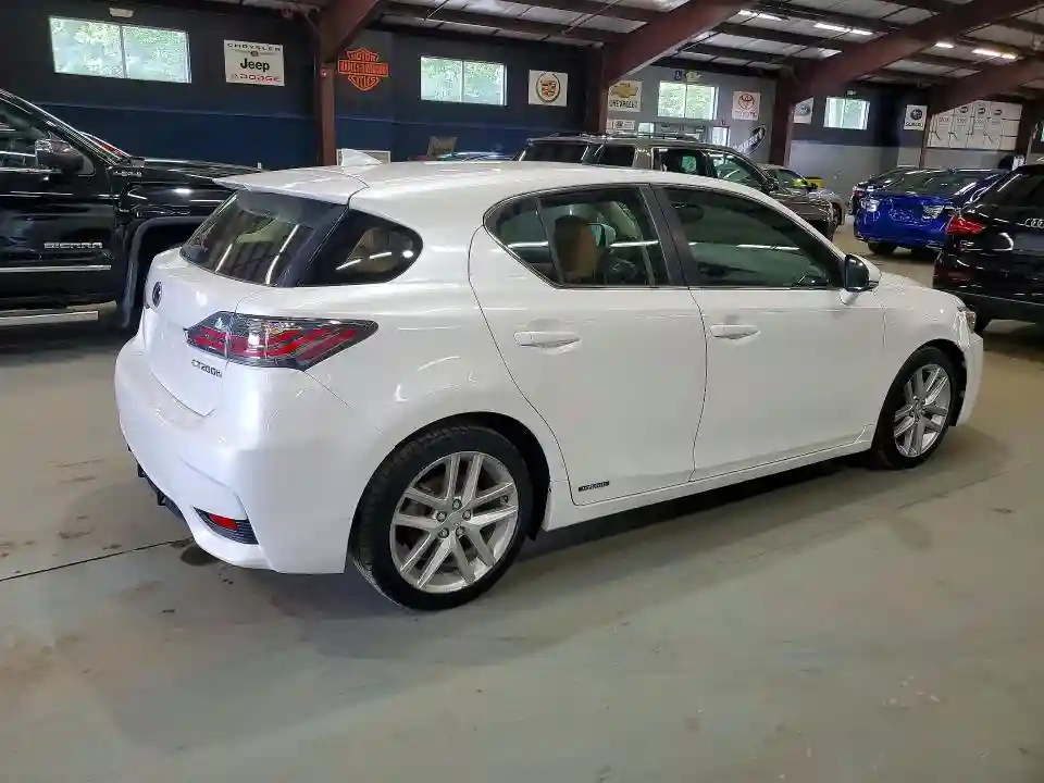 JTHKD5BHXF2239788 2015 LEXUS CT 200-2