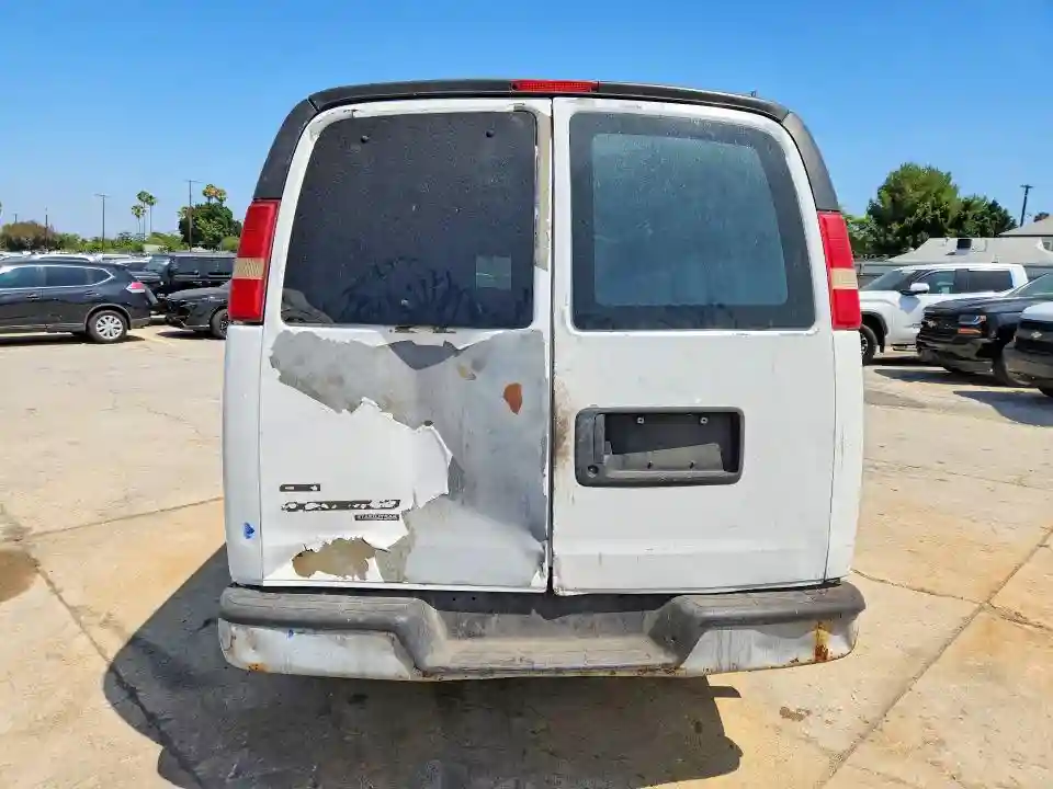 1GCWGFCA9B1187054 2011 CHEVROLET EXPRESS-5