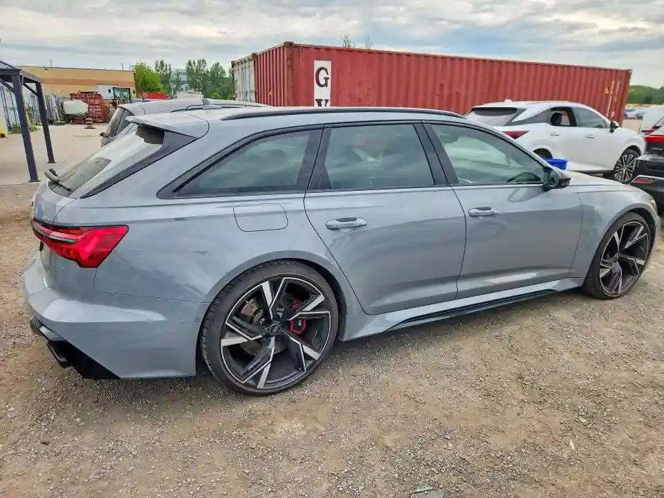WUA1CBF29NN903406 2022 AUDI S6/RS6-2