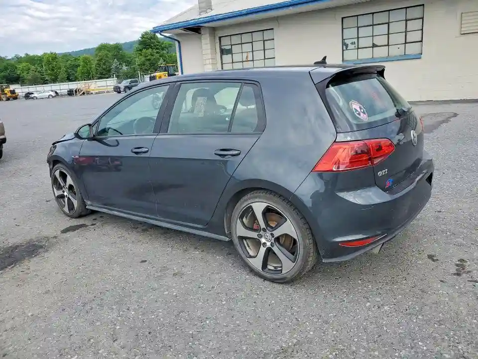 3VW5T7AU0GM067449 2016 VOLKSWAGEN GOLF-1