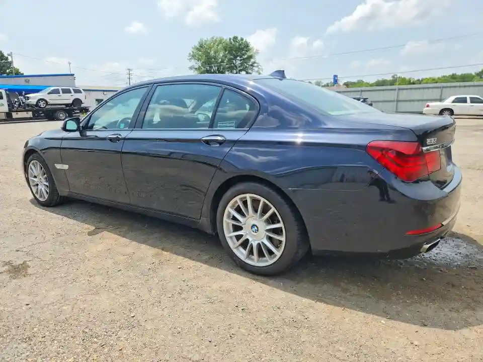 WBAYE8C55DD131690 2013 BMW 7 SERIES-1