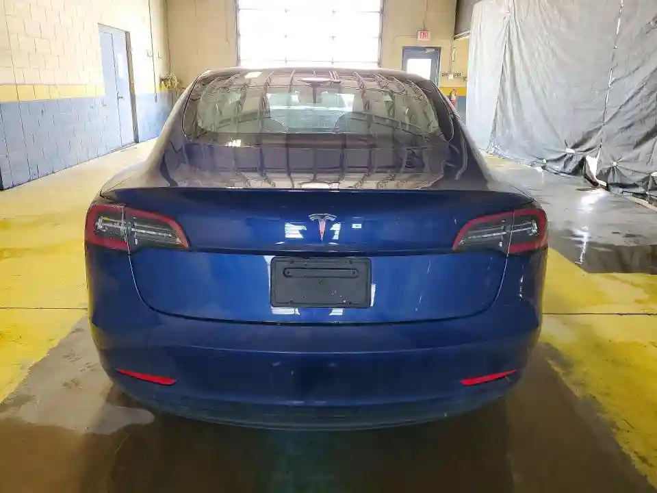 5YJ3E1EA7NF371011 2022 TESLA MODEL 3-5