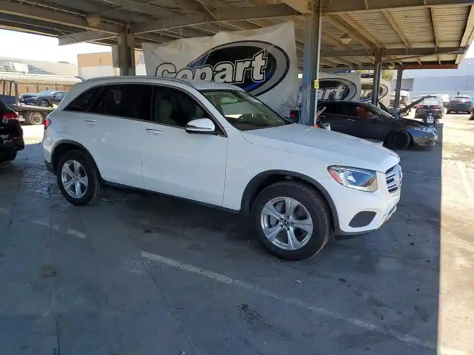 WDC0G4JB1HV011164 2017 MERCEDES-BENZ GLC-CLASS-3