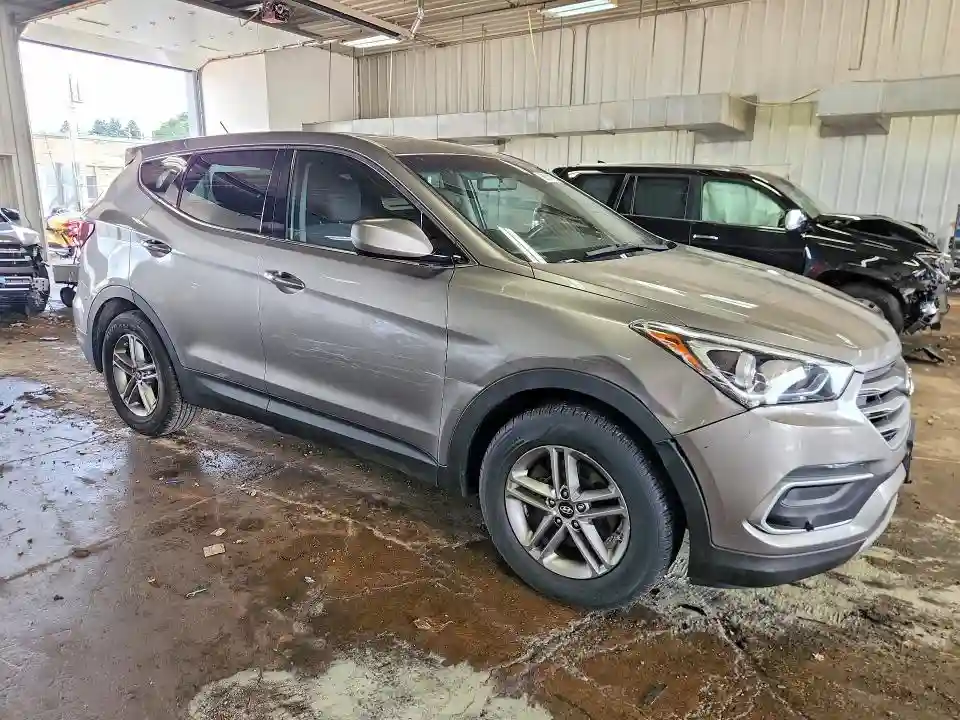 5XYZT3LB6JG556547 2018 HYUNDAI SANTA FE-3