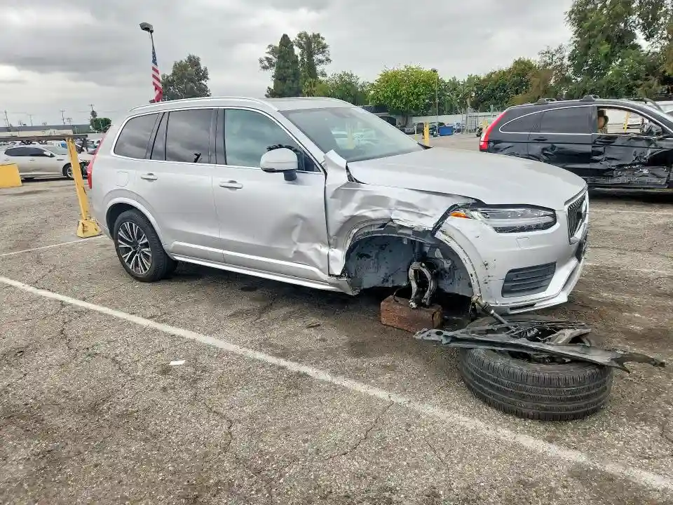 YV4102PK0N1873088 2022 VOLVO XC90-3