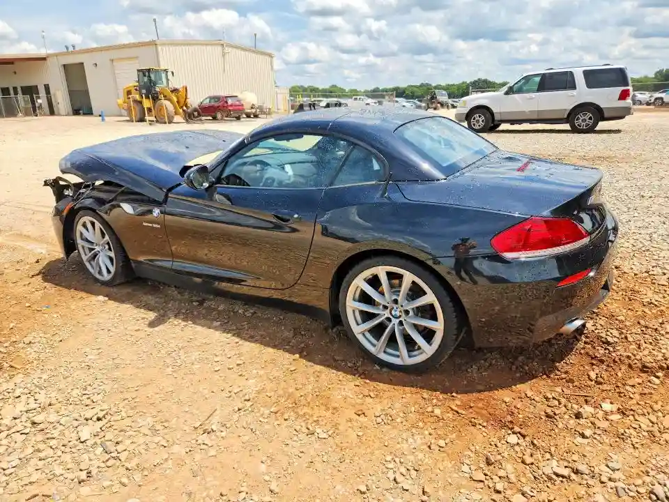 WBALM7C57DE385709 2013 BMW Z4-1