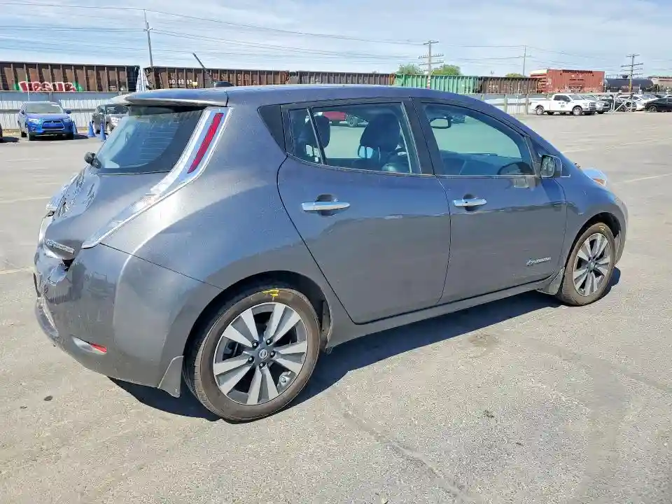 1N4BZ0CP9GC313974 2016 NISSAN LEAF-2